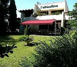 Hotel Logis L'abricotine