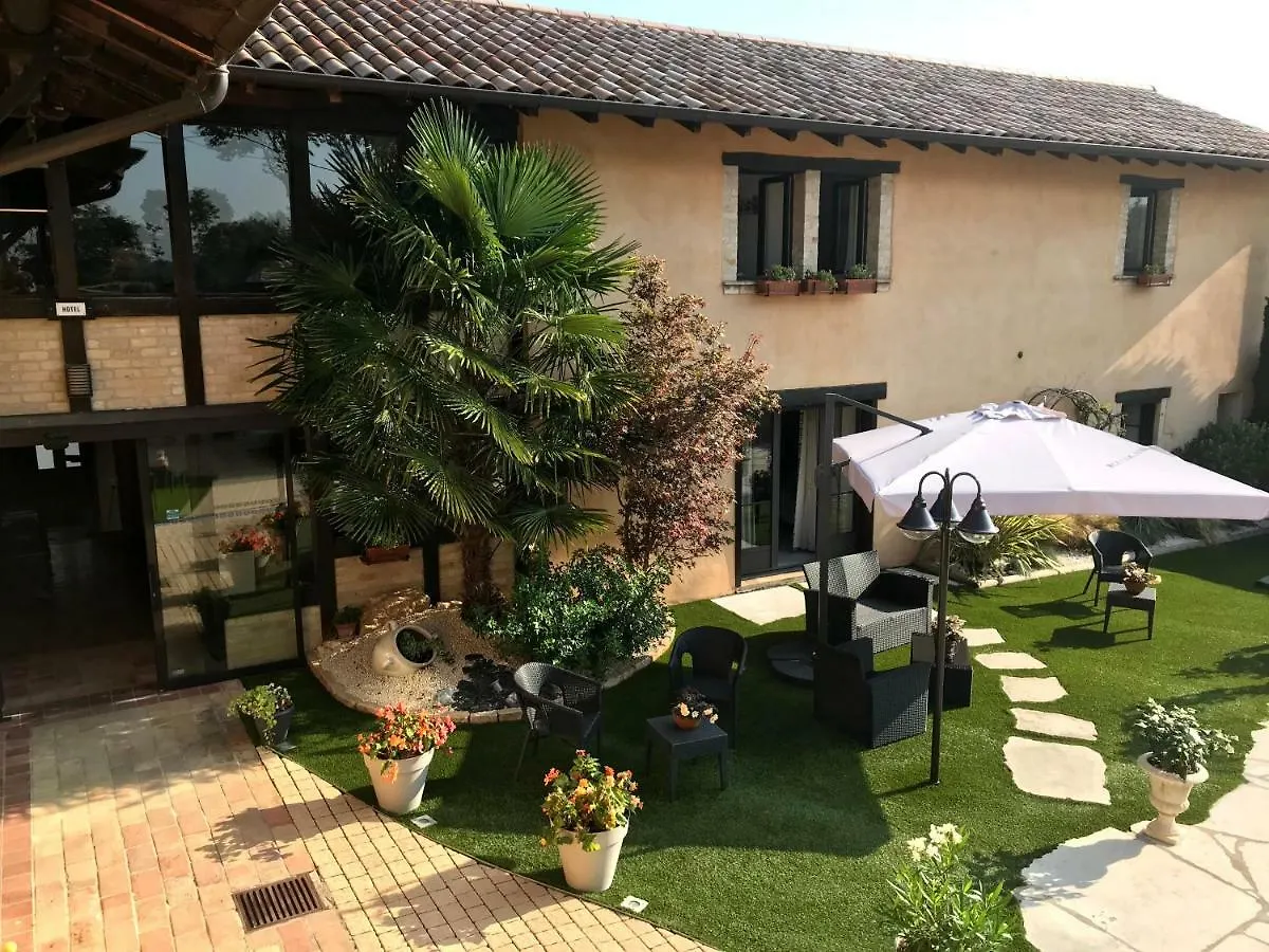 Hostellerie Des Bichonnieres Ambérieux-en-Dombes Hotel